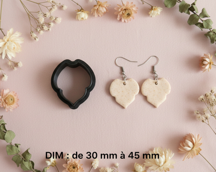 Emporte-pièce pampille cœur stylisé – Bijoux DIY – 4 tailles disponibles de 30 à 45 mm