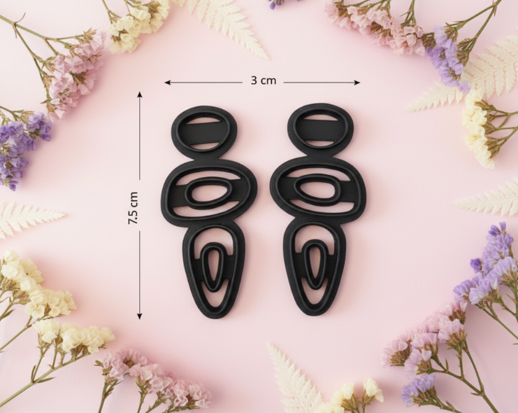 Emporte-pièce allongé ajouré – Moule multi-formes – 7,5 cm. Lot de 2.EP-55