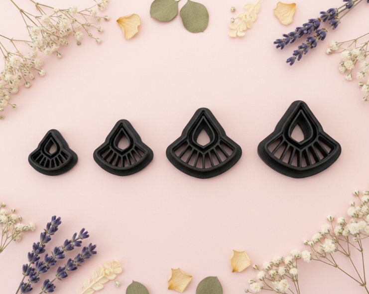 Emporte-pièce pampille éventail goutte ajourée – Bijoux DIY – 4 tailles disponibles 30 à 45 mm