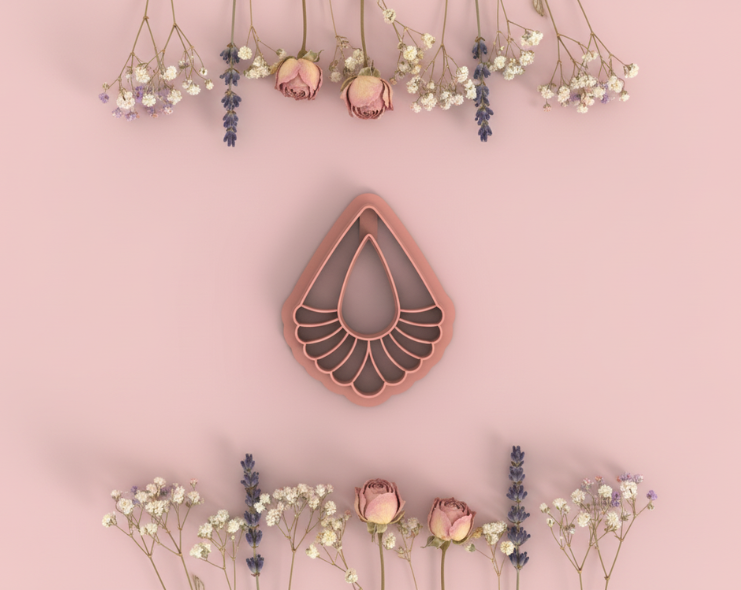 Emporte-pièce goutte éventail ajouré – bijoux pâte polymère – 30 à 45 mm – motif élégant – EP-248