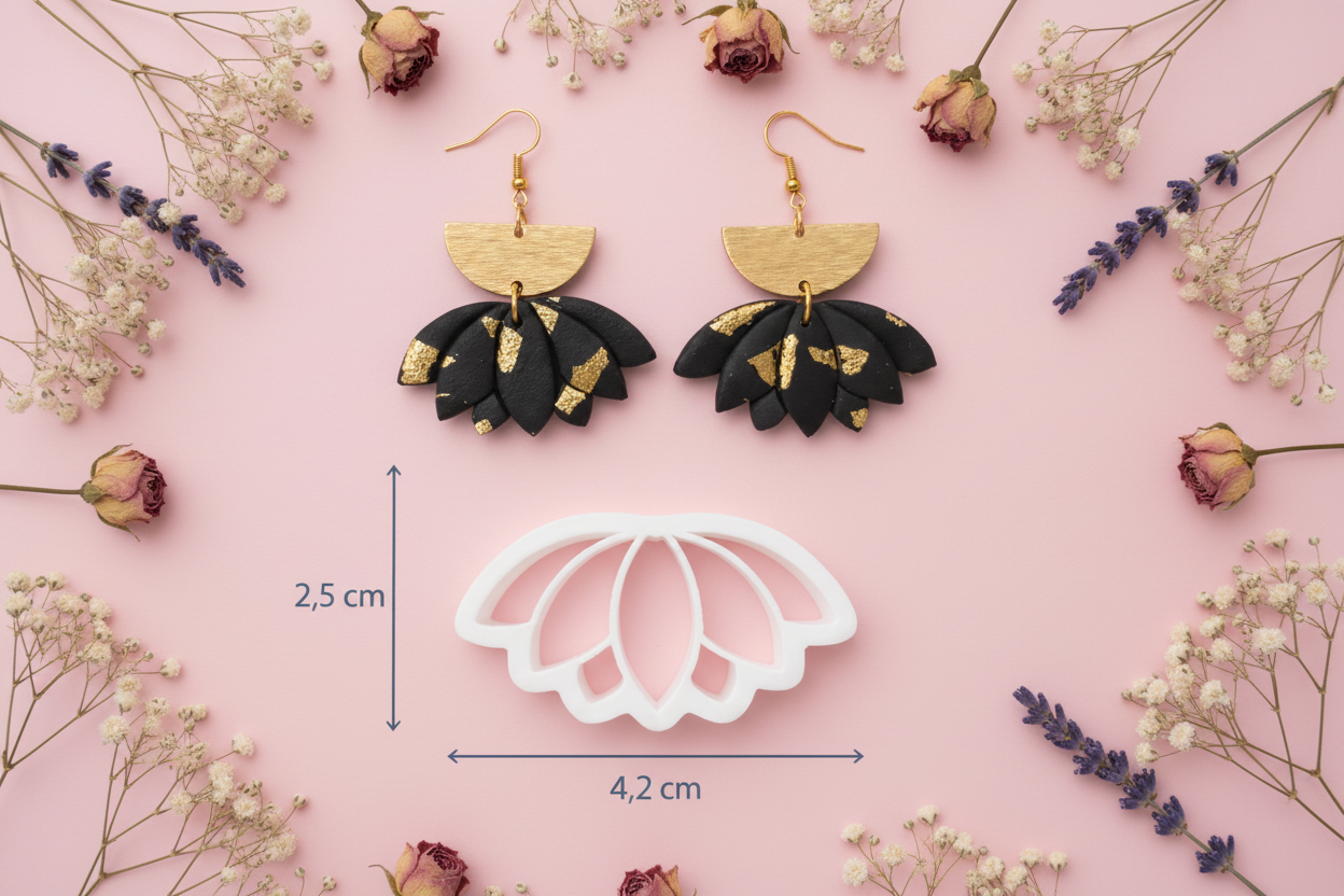 Emporte-pièce pour boucles d’oreilles – DIY bijoux – Demi-fleur graphique ajourée – Grand format. EP-41