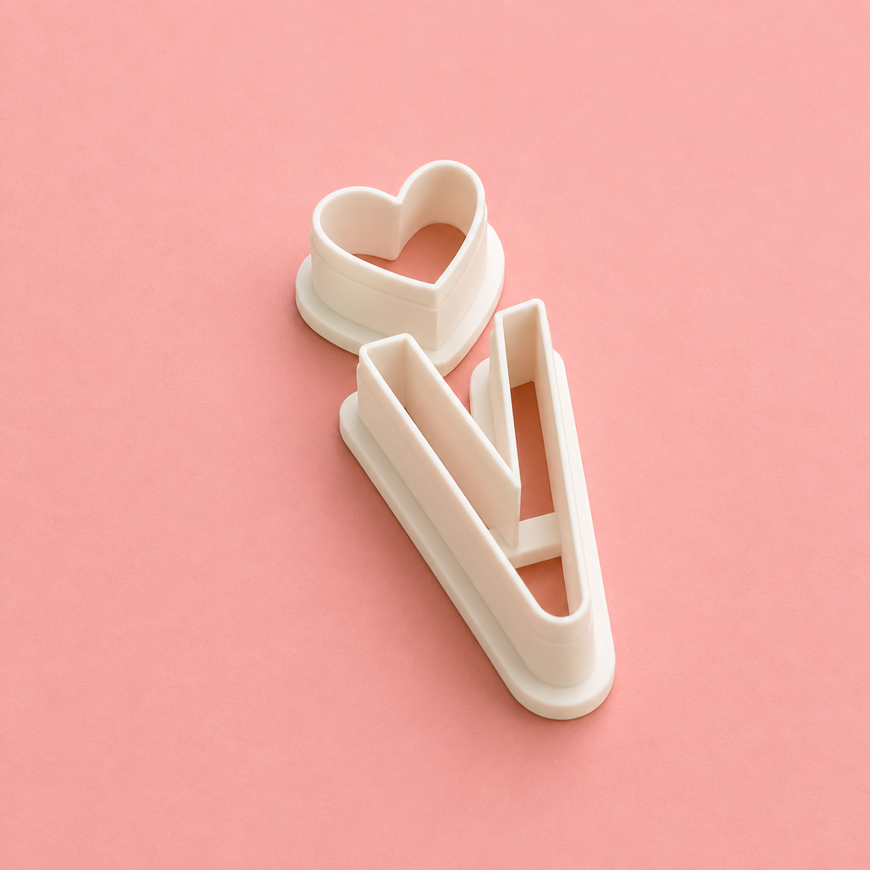 Emporte-pièce Cœur "LOVE" – Lot de 2 – 45 à 65 mm – EP-658