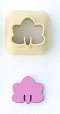 Mini emporte-pièce fleur stylisée – cutter pâte polymère bijoux DIY breloques – 8 10 12 mm – EP-290 – fabriqué en France