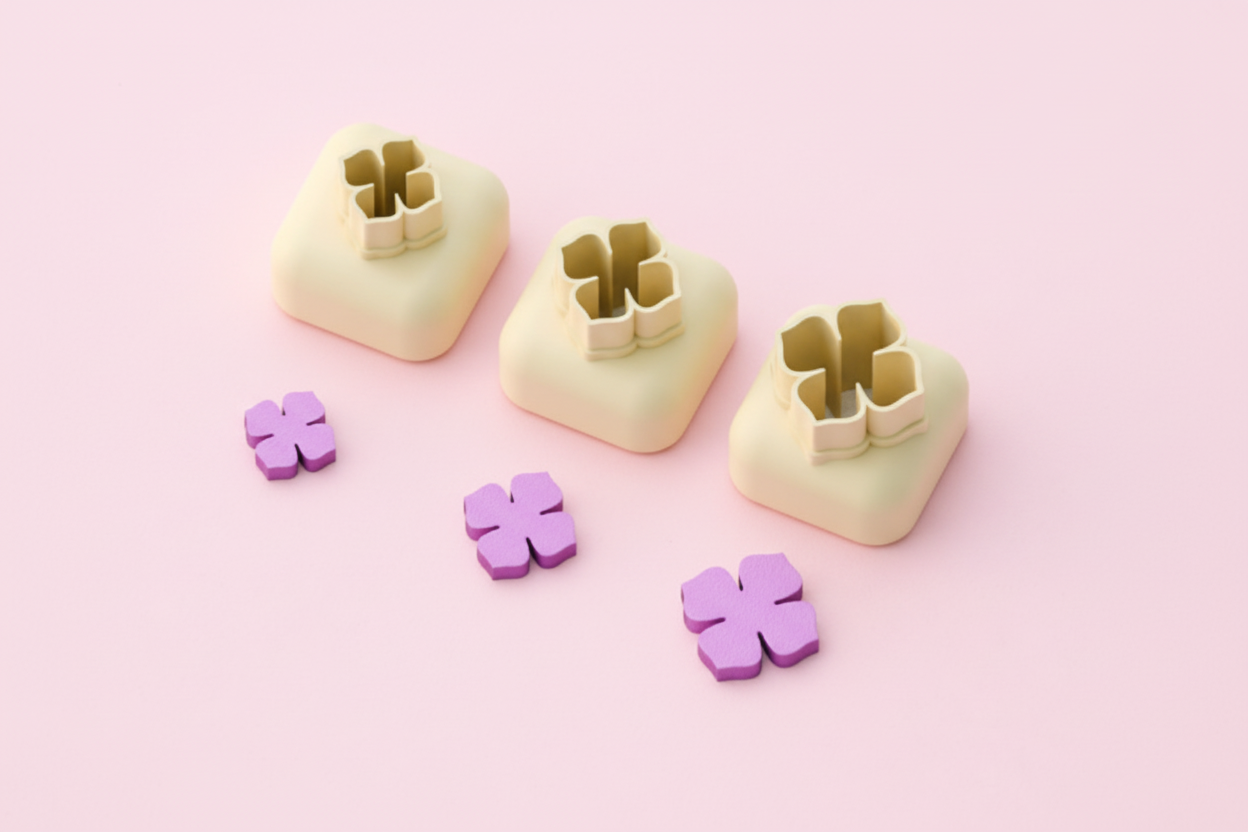 Mini emporte-pièce fleur trèfle – cutter pâte polymère bijoux DIY breloques – 8 10 12 mm – EP-325 – fabriqué en France