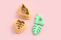 Emporte-pièces caméléon + feuille cœur – lot de 2 – pâte polymère bijoux DIY – 30 à 50 mm – EP-343 – fabriqué en France