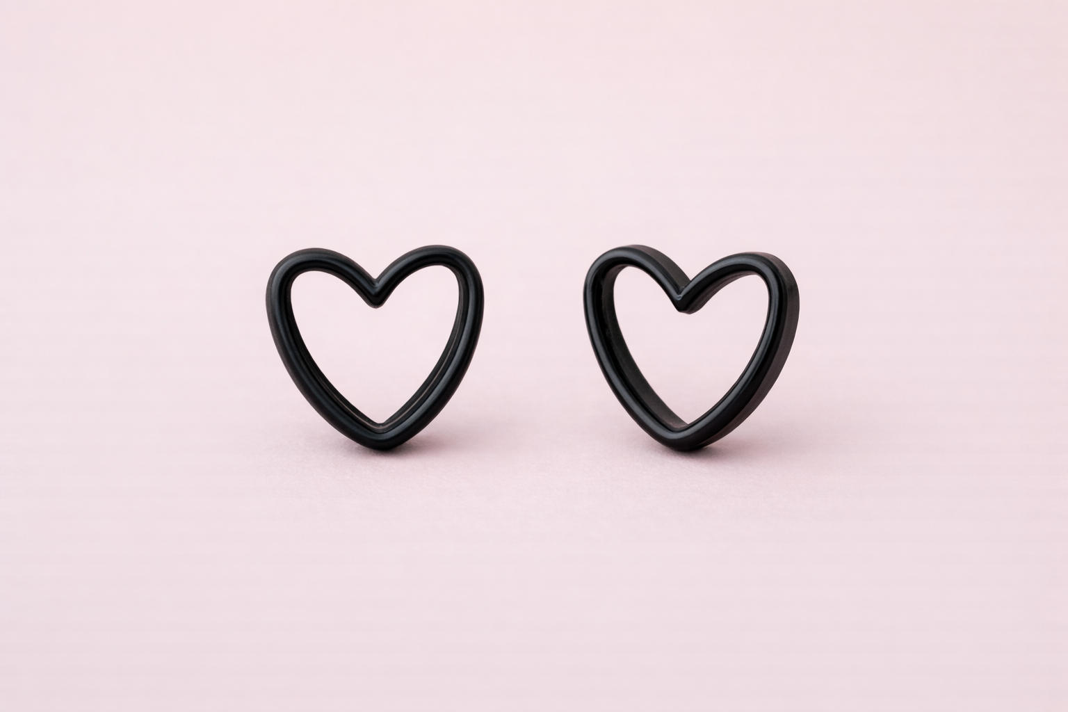 Emporte-pièce pour bijoux lot de 2 (1 + miroir)– DIY boucles d’oreilles – Forme cœur – 5 tailles. EP-37