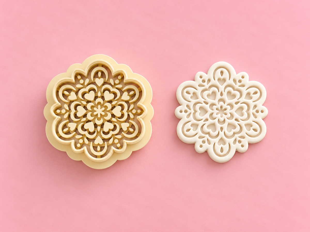 Emporte-pièce Mandala floral avec cœurs – 25 à 45 mm – EP-807