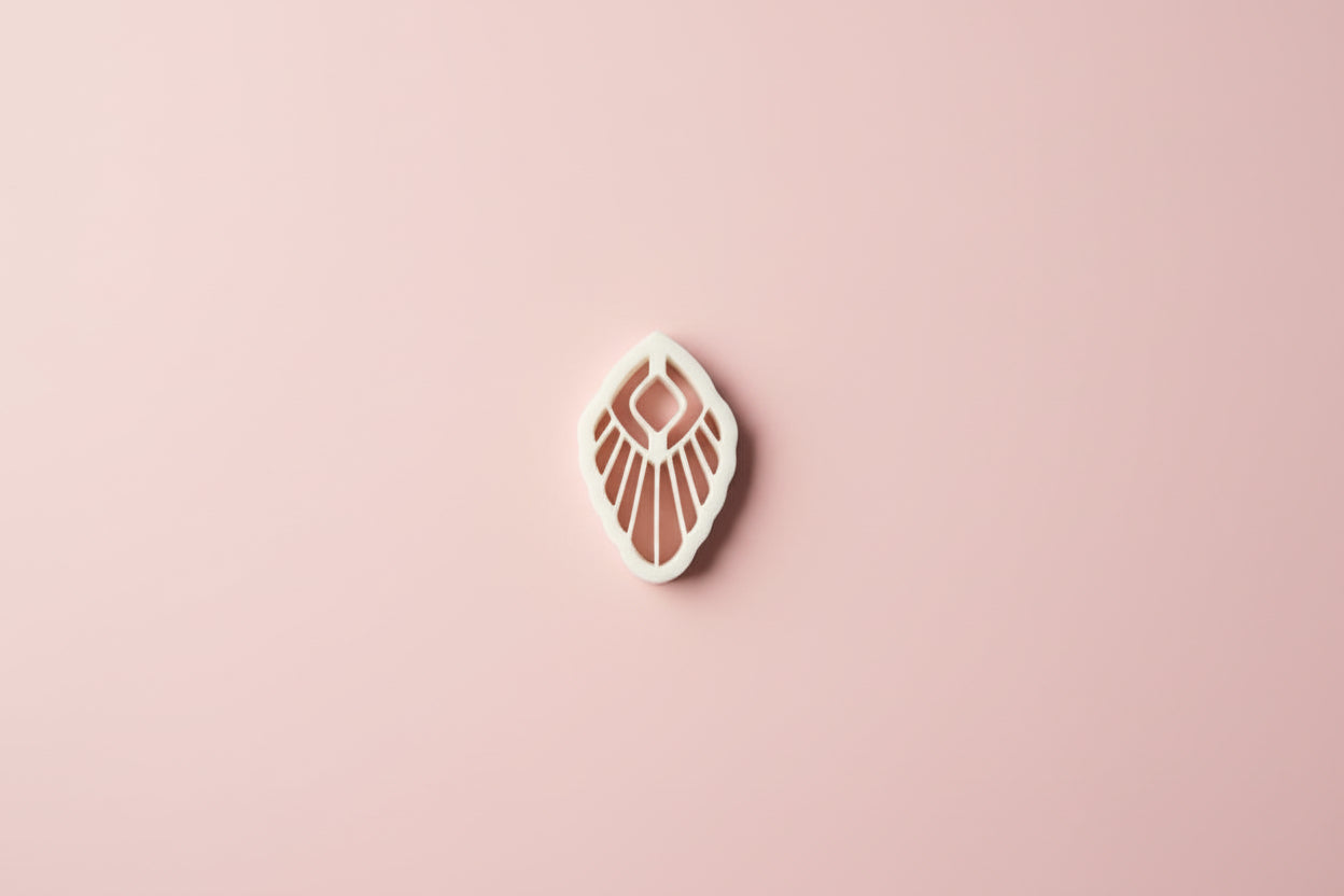 Emporte-pièce pour bijoux – DIY boucles d’oreilles – Forme ajourée graphique – 4 cm. EP-19