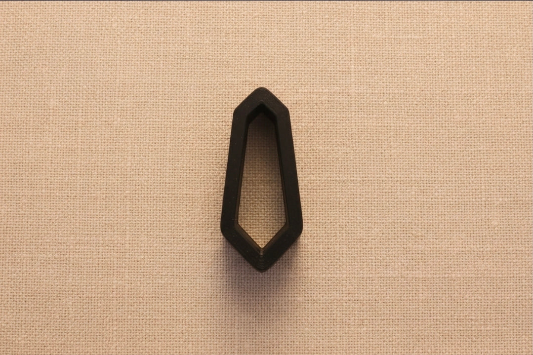 Emporte-pièce losange ajouré 2,5 cm – outil DIY pâte polymère – fabriqué en France