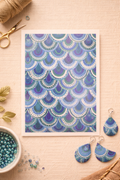 Feuille de transfert motif éventails bleus – décor graphique pour pâte polymère et bijoux DIY. TF55