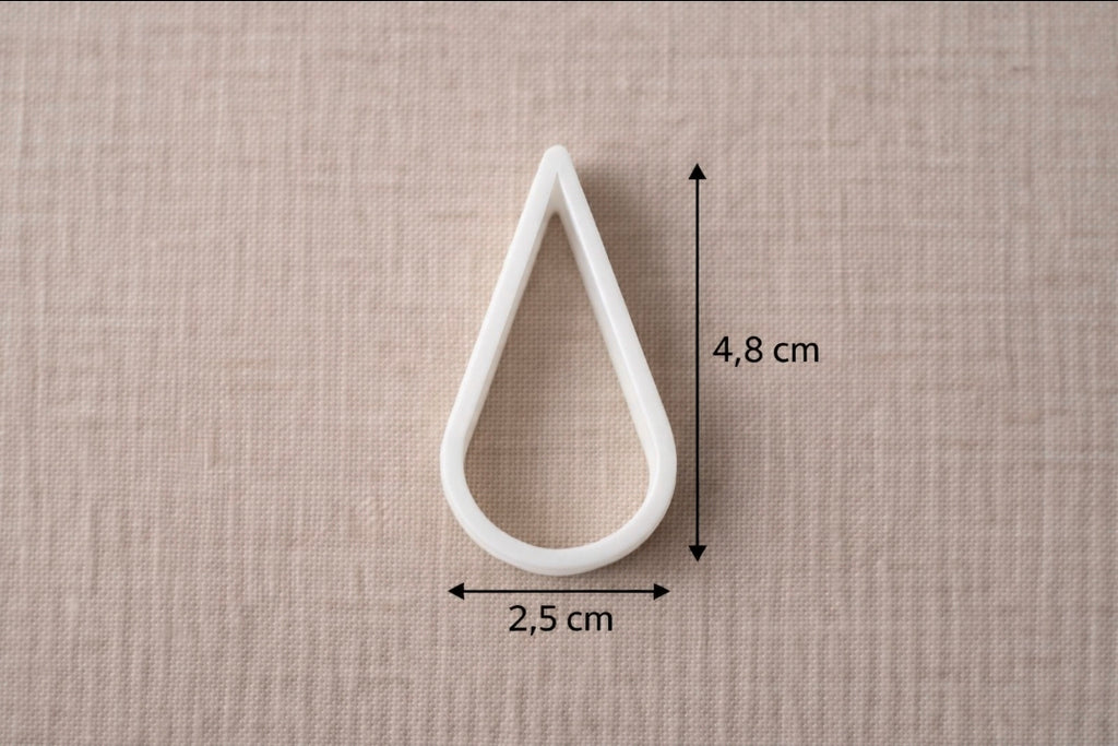 Emporte-pièce pour bijoux – DIY boucles d’oreilles – Forme goutte – 4,8 cm. EP-01