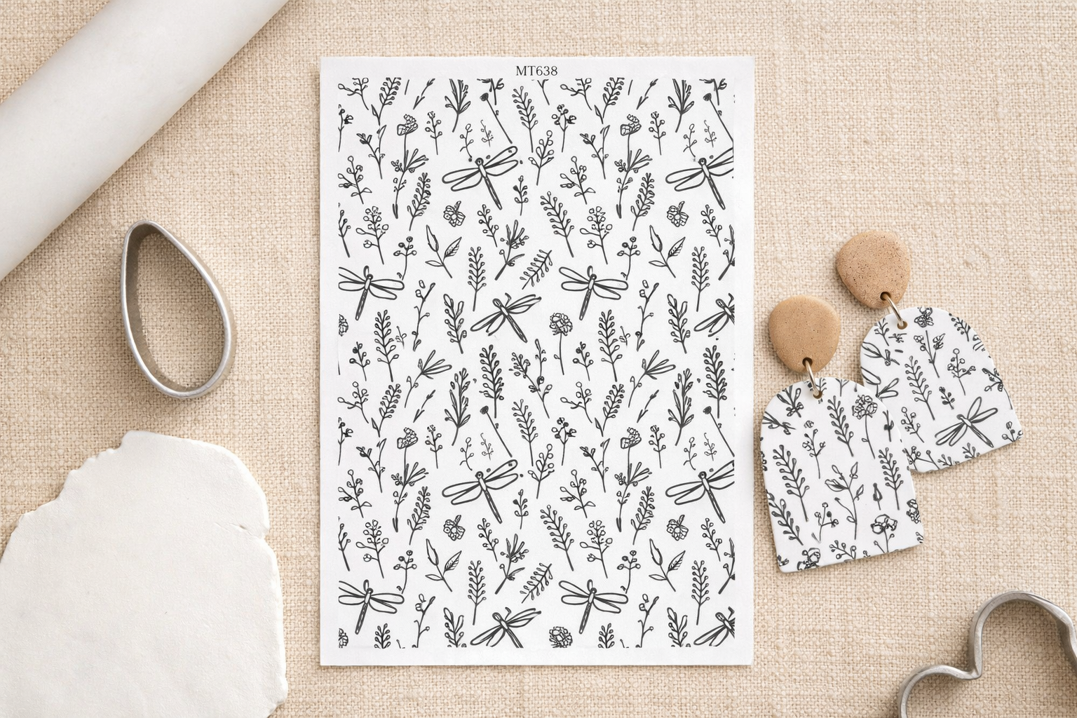 Feuille de transfert libellules et fleurs – motif nature noir et blanc pour pâte polymère et création de bijoux DIY. TF62