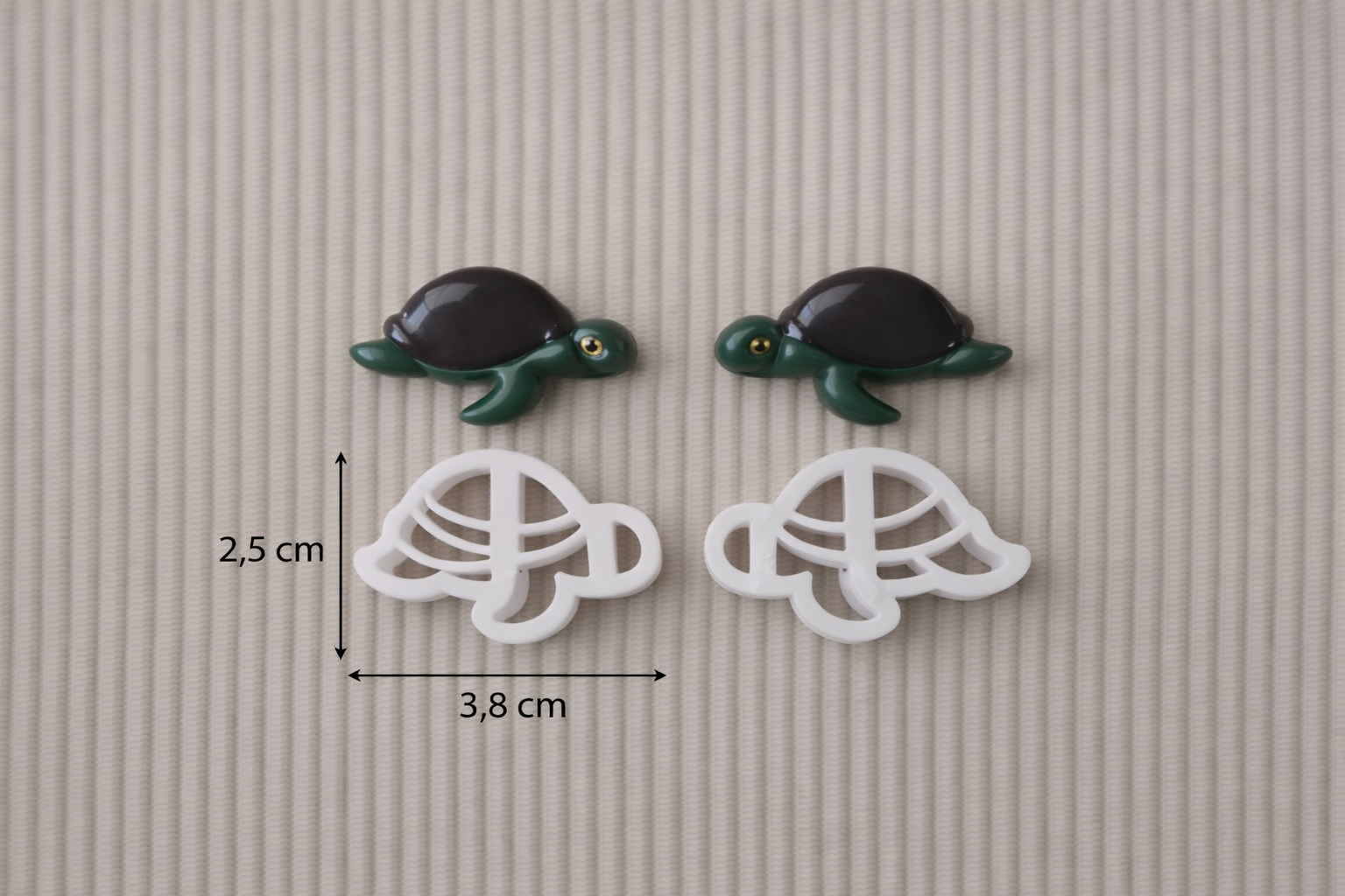 Emporte-pièces pour boucles d’oreilles – DIY bijoux – Tortue graphique ajourée – Lot de 2