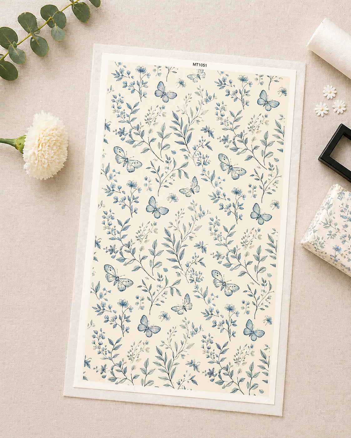 Feuille de transfert papillons et feuilles bleus pour pâte polymère  – 7,5 x 12 cm – création bijoux DIY. TF76