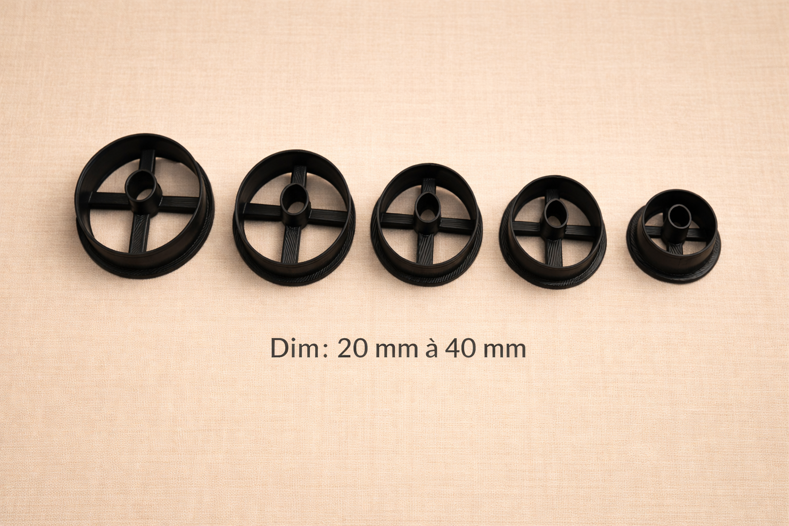 Emporte-pièce oval au choix 20 à 40 mm – Découpe pâte polymère FIMO – Outil bijoux DIY – Fabriqué en France. EP-28