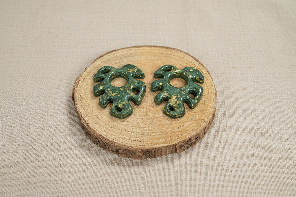 Pampilles monstera vert et feuille d'or