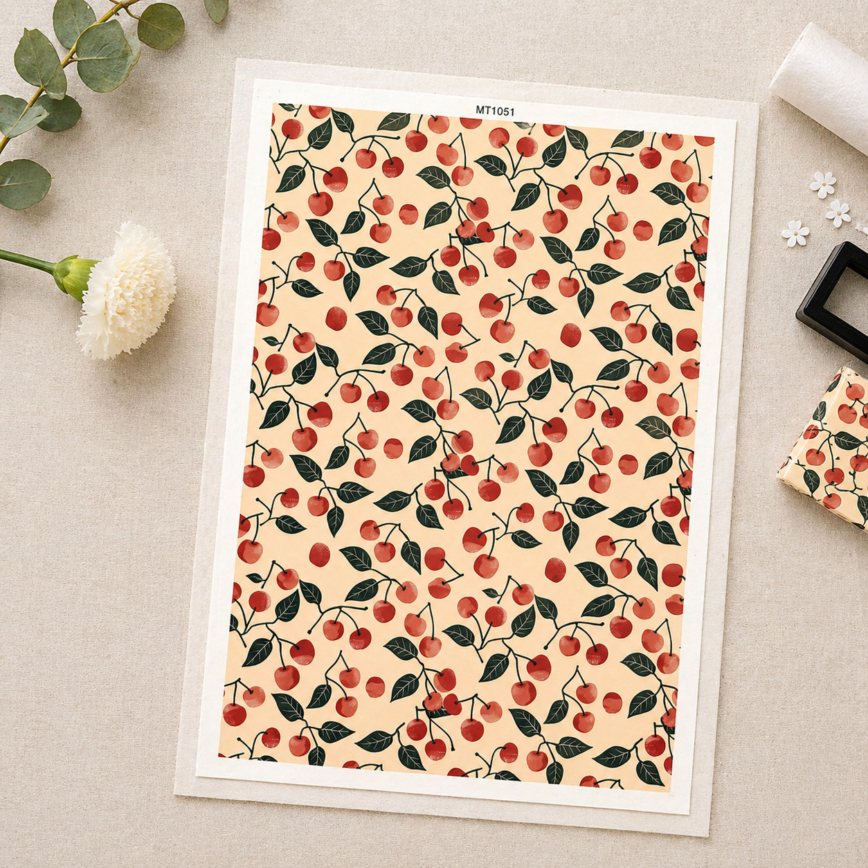 Feuille de transfert cerises pour pâte polymère – 9,5 x 14 cm – création bijoux DIY. TF72