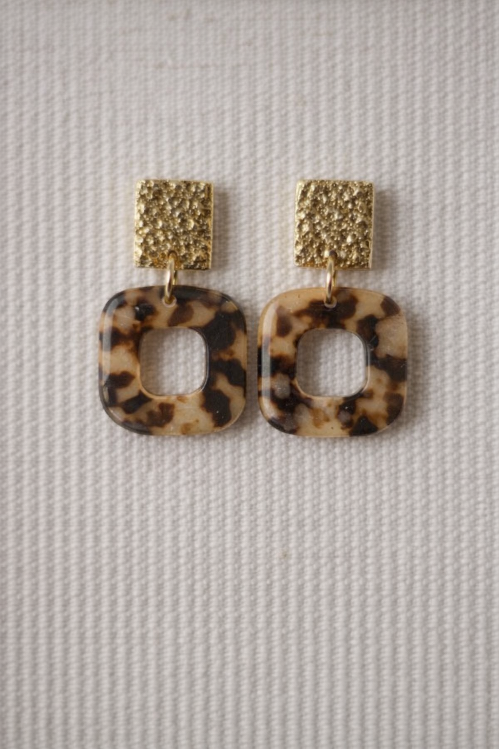 Emporte-pièce pour bijoux – DIY boucles d’oreilles – Forme carrée ajourée – 3,8 cm. EP-44
