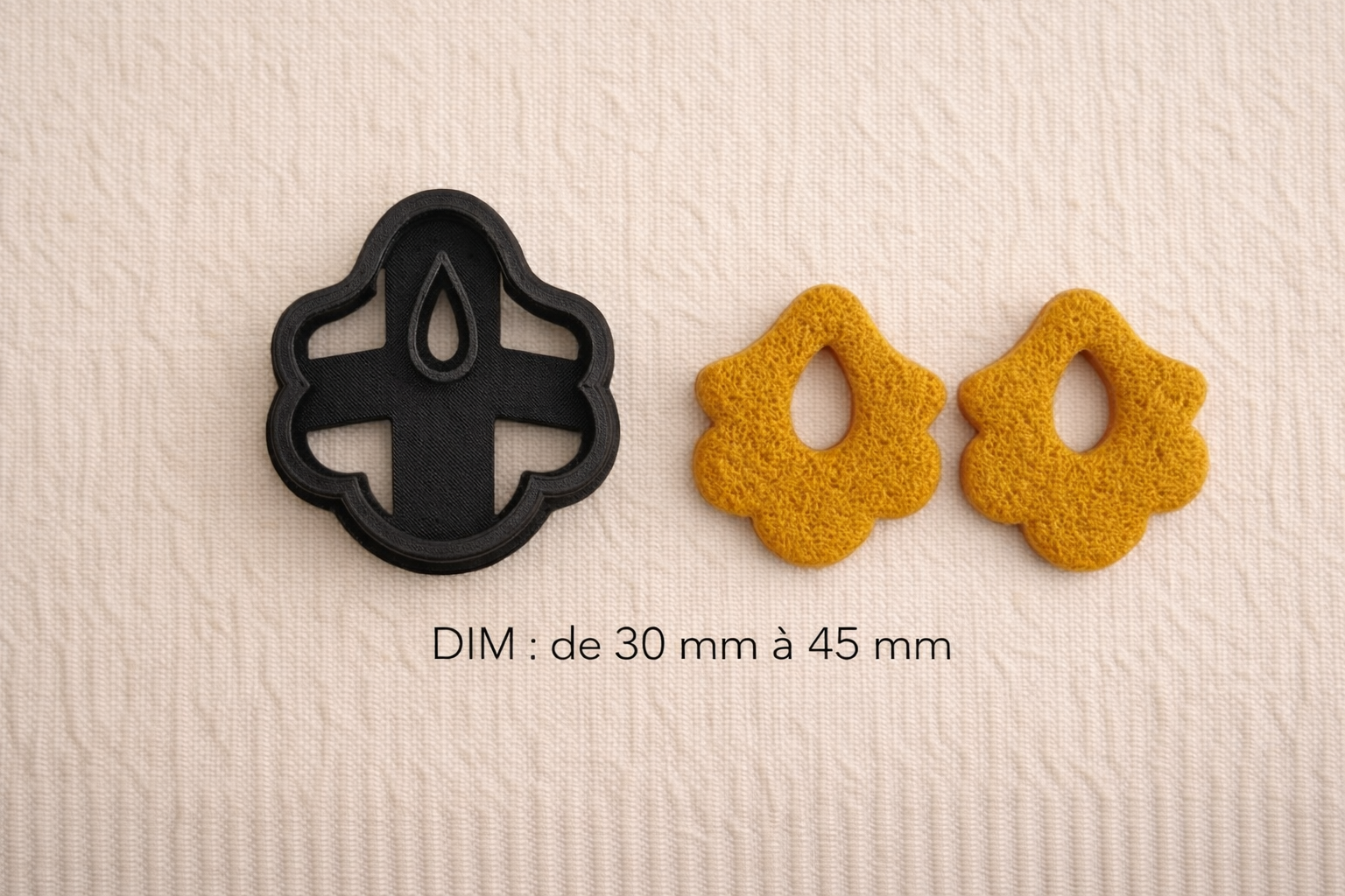 Emporte-pièce pampille croix florale ajourée – Bijoux DIY – 4 tailles disponibles 30 à 45 mm