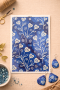 Feuille de transfert motif fleurs cœurs bleus – décor romantique pour pâte polymère et bijoux DIY. TF54