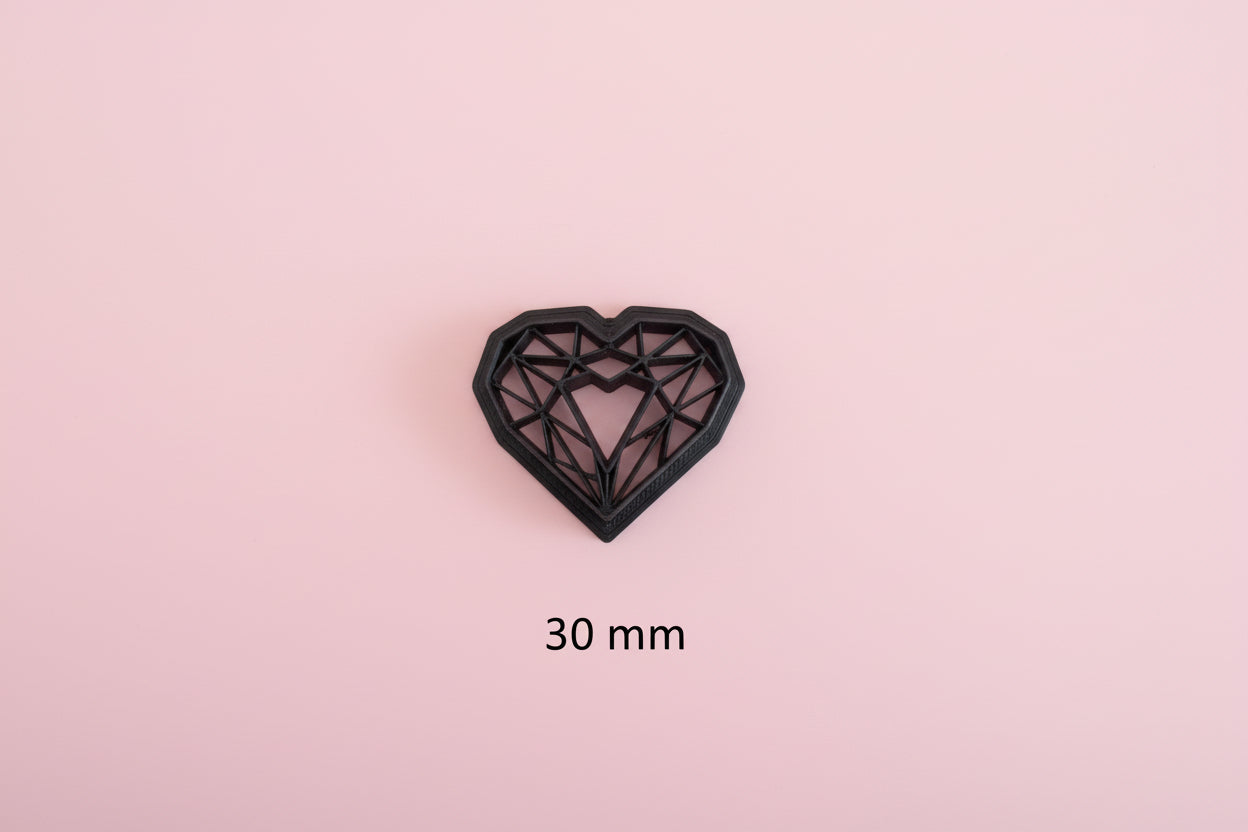 Emporte-pièce cœur géométrique 30 mm – Motif diamant facetté – Découpe bijoux pâte polymère – Fabriqué en France. EP-71