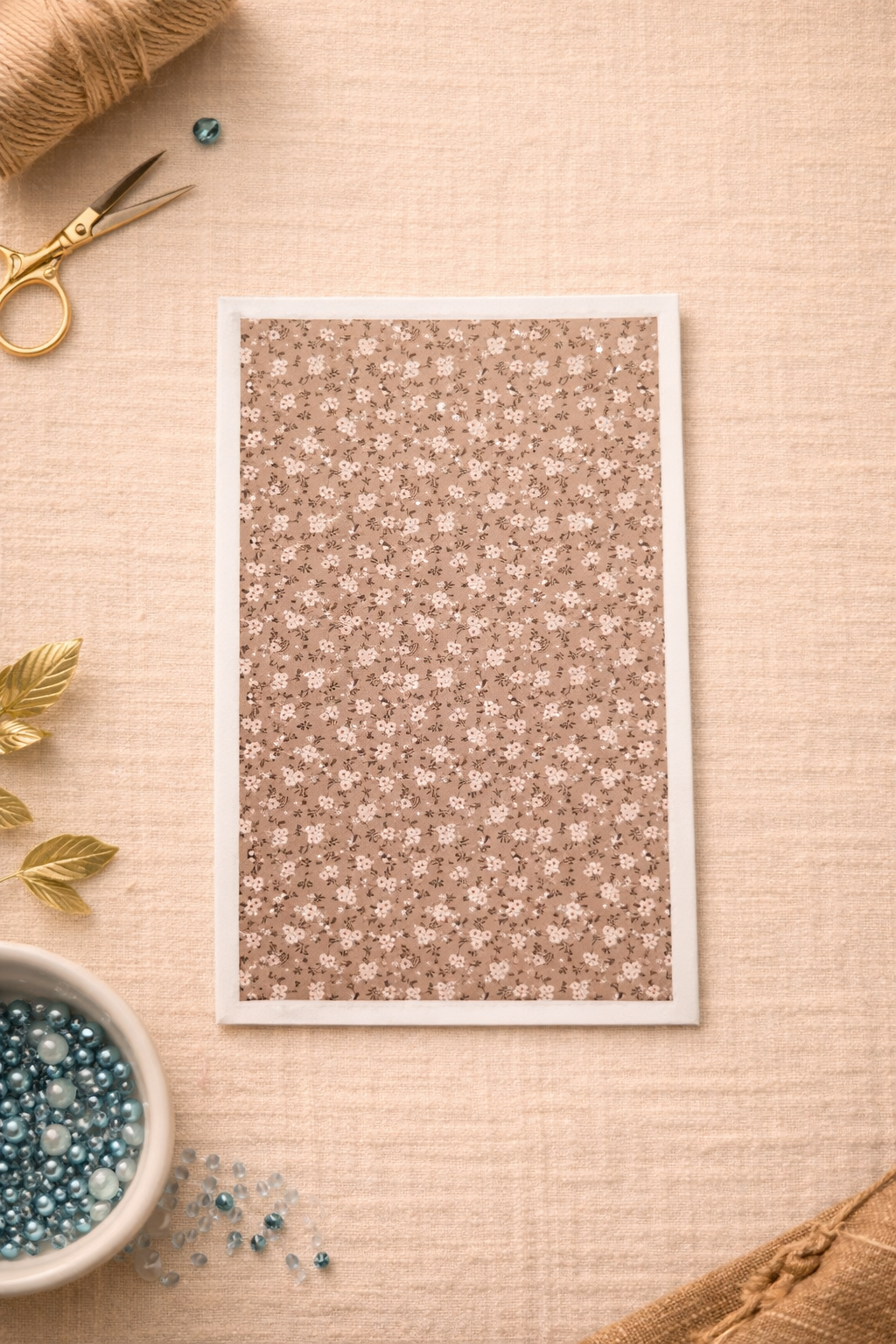 Feuille de transfert pour pâte polymère – Motifs floraux et créatifs – 7 × 12 cm. TF02