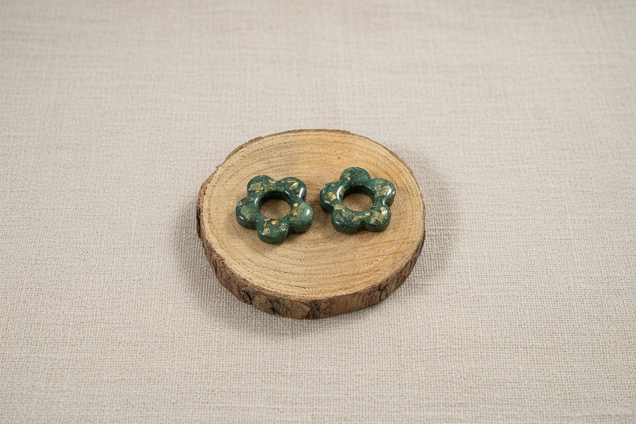 Pampilles vertes et feuille d'or