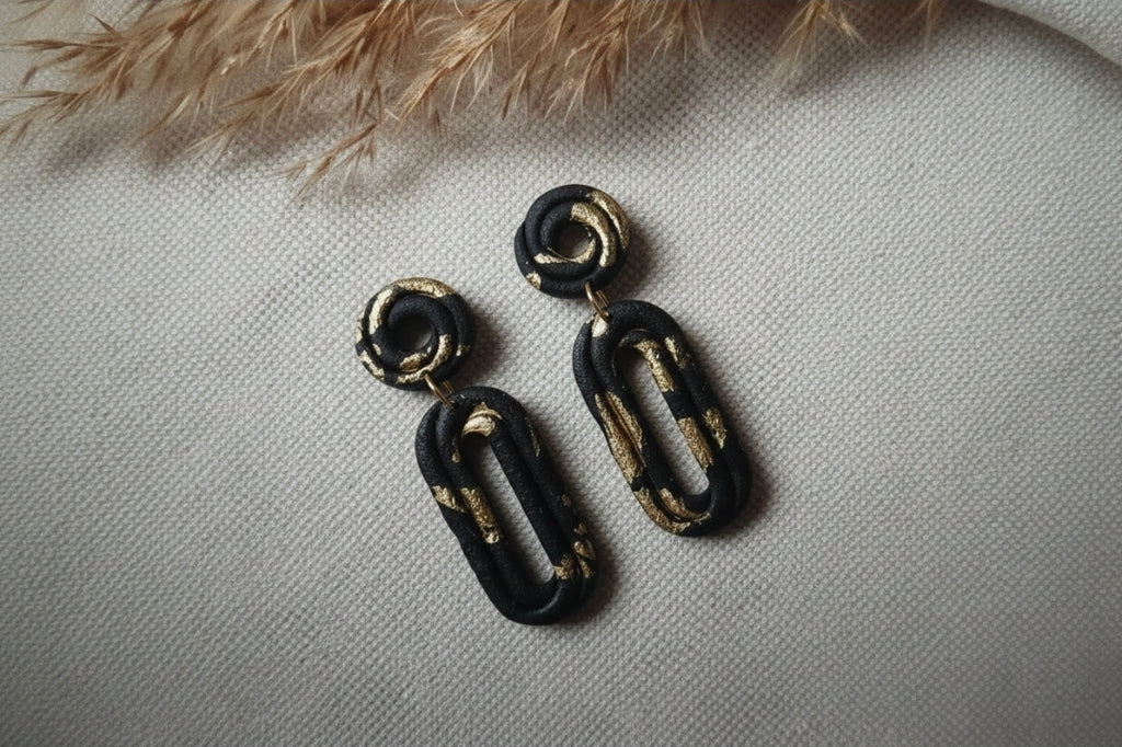Emporte-pièces pour bijoux – DIY boucles d’oreilles – Formes ovales et rondes ajourées – Lot de 2. EP-18