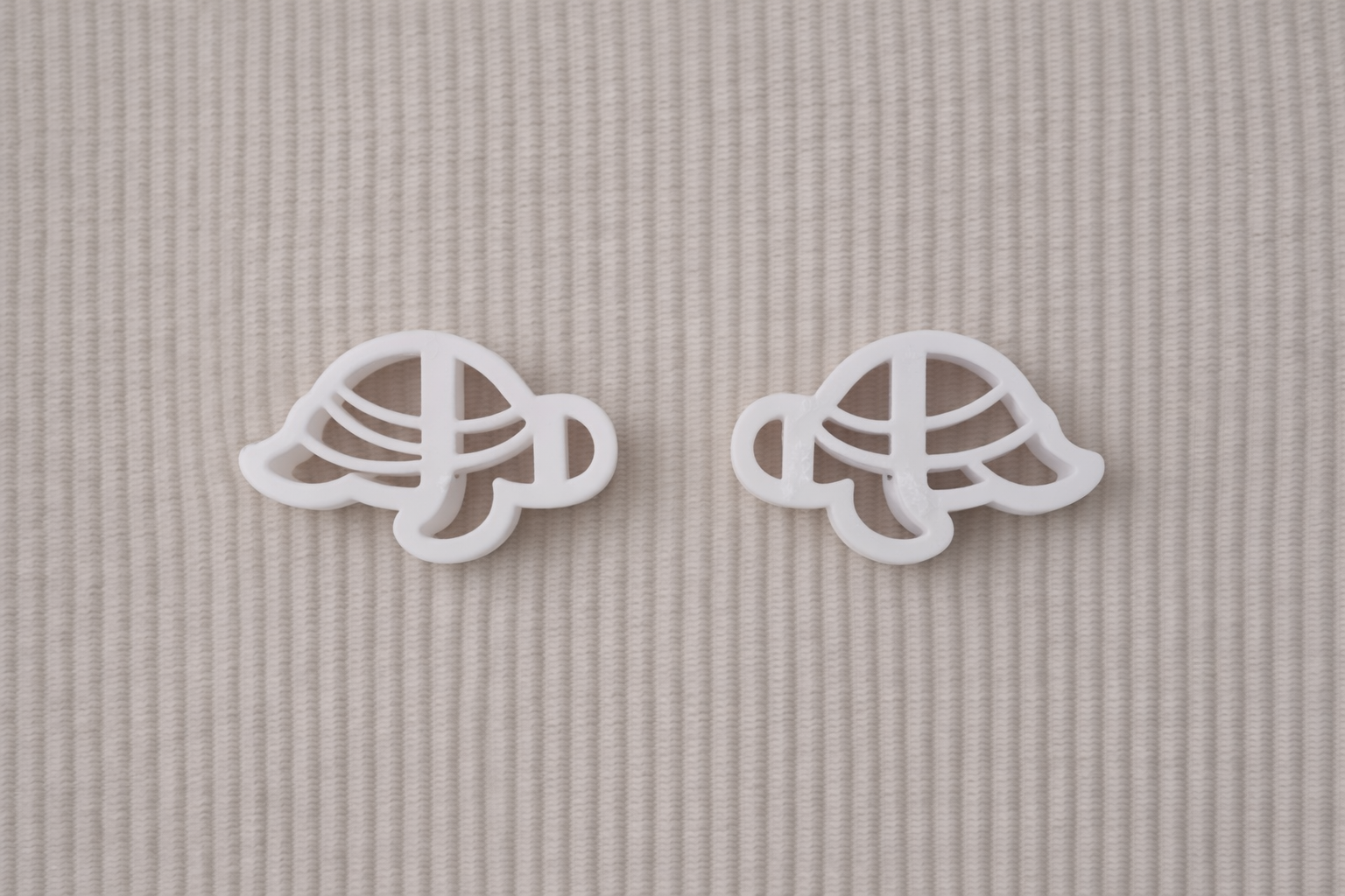 Emporte-pièces pour boucles d’oreilles – DIY bijoux – Tortue graphique ajourée – Lot de 2
