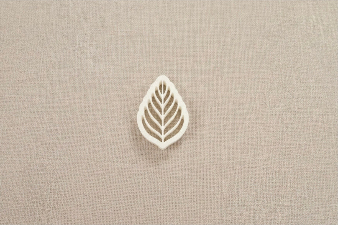 Emporte-pièce pour boucles d’oreilles – Forme feuille ajourée – DIY bijoux. EP-08