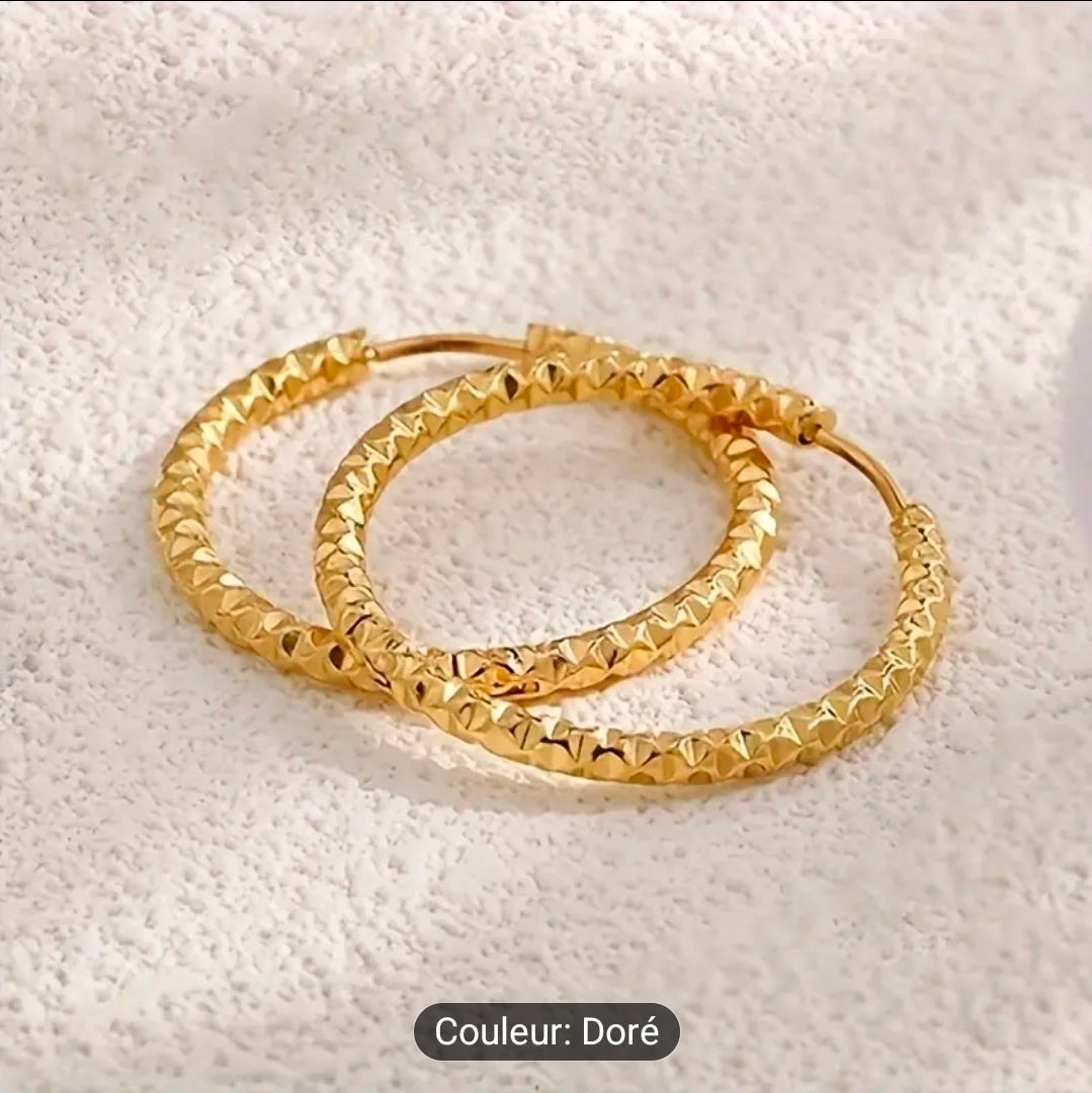 Créoles ciselées – Acier inoxydable 304 (Argenté ou Doré)